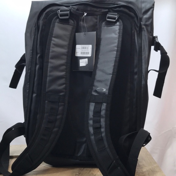 Oakley Bags Oakley Two Faced Dry Pack New 5 Poshmark Oakley Bags Oakley Two Faced Dry Pack New 5 Poshmark